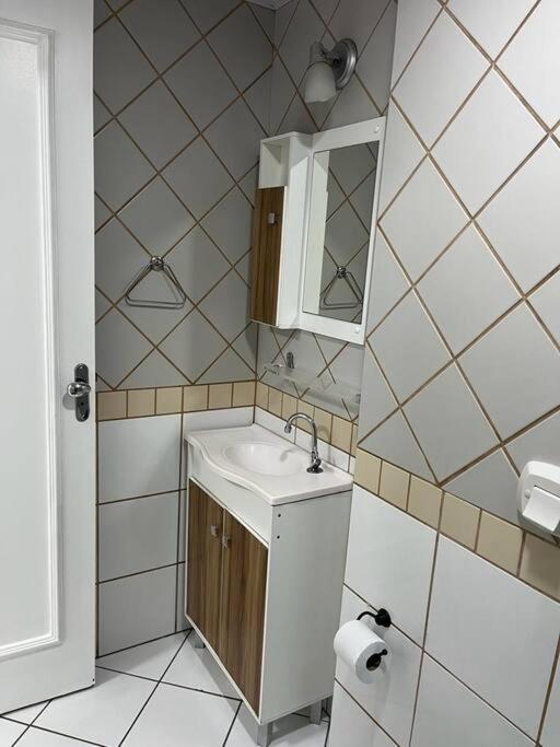 Em Bc Perto Univali E Centro Eventos * Balneario Camboriu